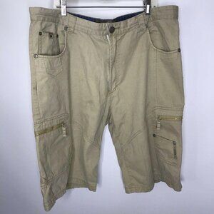 Raider Anonymous Cargo Shorts Mens 42 Beige Vacation Outdoor Hiking Casual